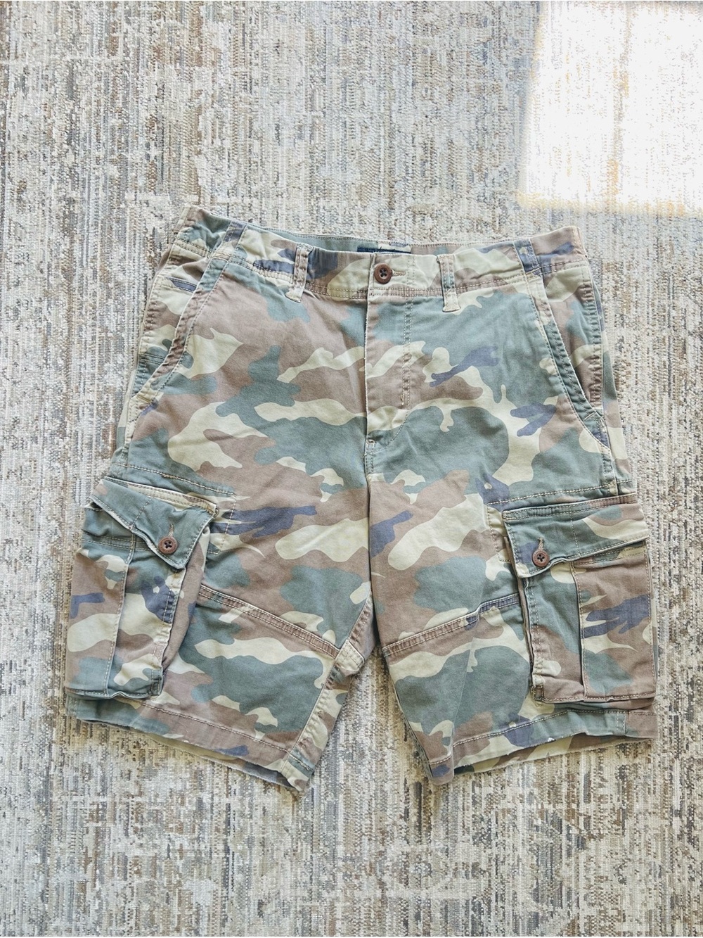 American Eagle Men's Camo Cargo Shorts - Green/Brown